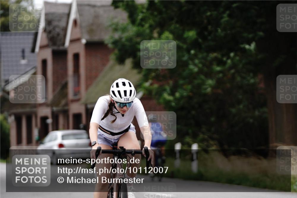 30.08.2026 - Elbe Triathlon Hamburg Michael Burmester http://msf.ph/oto/10112007 30.08.2026 14:14:50 Radfahren 138, 131, 138 meine-sportfotos.de
