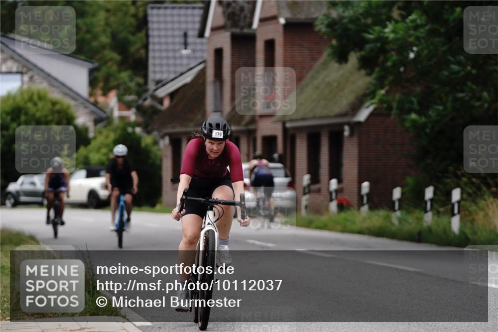 30.08.2026 - Elbe Triathlon Hamburg Michael Burmester http://msf.ph/oto/10112037 30.08.2026 14:16:05 Radfahren 179, 132, 165, 172, 176, 179 meine-sportfotos.de