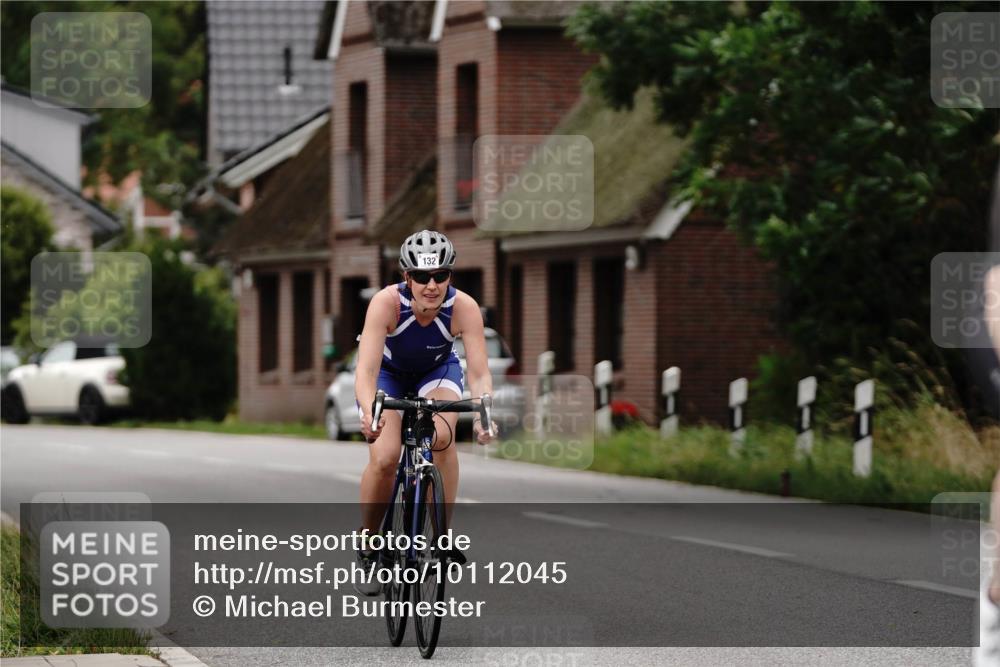 30.08.2026 - Elbe Triathlon Hamburg Michael Burmester http://msf.ph/oto/10112045 30.08.2026 14:16:08 Radfahren 132, 132, 176, 179 meine-sportfotos.de