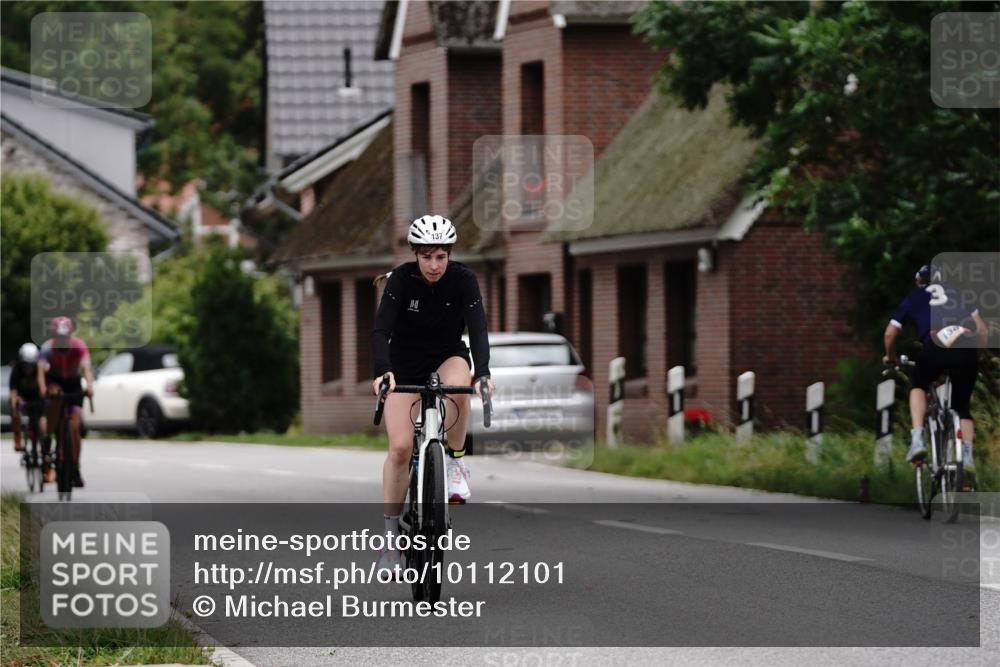 30.08.2026 - Elbe Triathlon Hamburg Michael Burmester http://msf.ph/oto/10112101 30.08.2026 14:18:21 Radfahren 137, 3, 136, 137, 150, 152, 178 meine-sportfotos.de