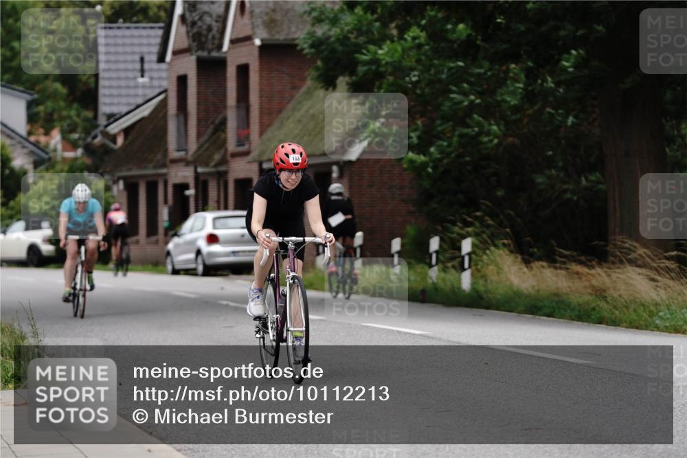 30.08.2026 - Elbe Triathlon Hamburg Michael Burmester http://msf.ph/oto/10112213 30.08.2026 14:22:28 Radfahren 153, 133, 142, 153 meine-sportfotos.de