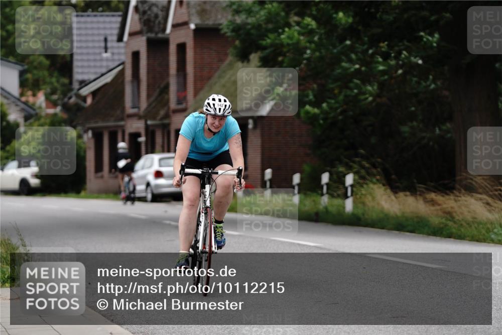 30.08.2026 - Elbe Triathlon Hamburg Michael Burmester http://msf.ph/oto/10112215 30.08.2026 14:22:31 Radfahren 142, 153 meine-sportfotos.de