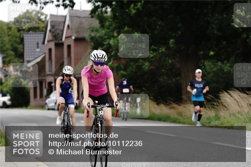 30.08.2026 - Elbe Triathlon Hamburg Michael Burmester http://msf.ph/oto/10112236 30.08.2026 14:24:07 Radfahren 134, 145 meine-sportfotos.de