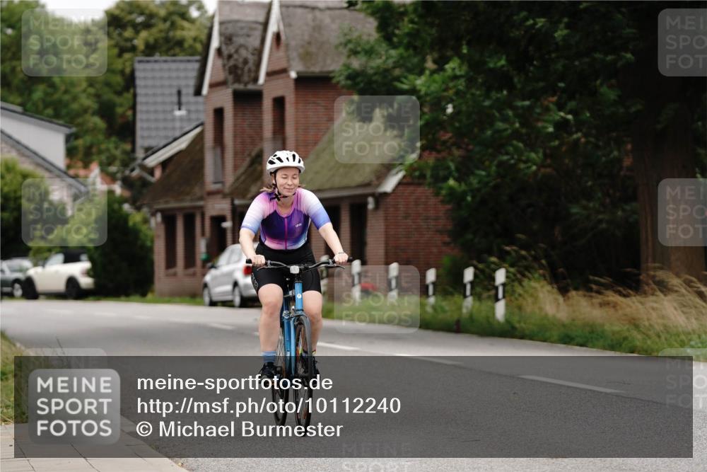 30.08.2026 - Elbe Triathlon Hamburg Michael Burmester http://msf.ph/oto/10112240 30.08.2026 14:24:46 Radfahren 130 meine-sportfotos.de
