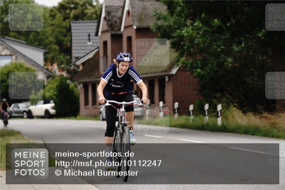 30.08.2026 - Elbe Triathlon Hamburg Michael Burmester http://msf.ph/oto/10112247 30.08.2026 14:25:40 Radfahren 136, 136 meine-sportfotos.de