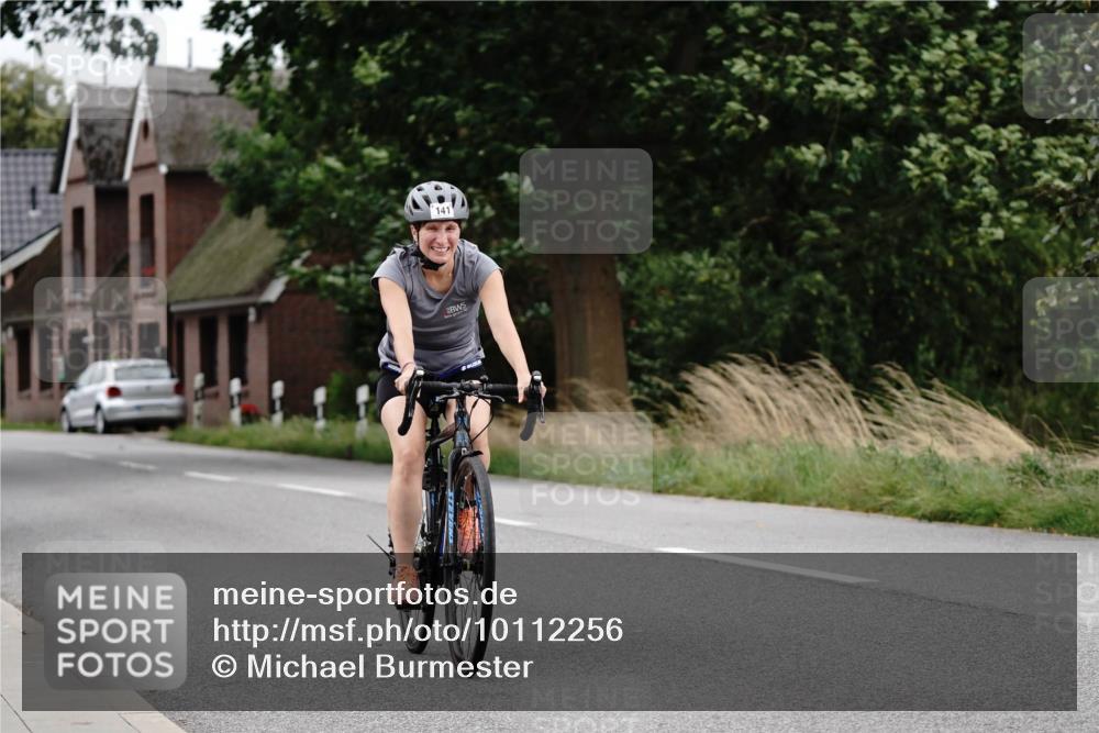 30.08.2026 - Elbe Triathlon Hamburg Michael Burmester http://msf.ph/oto/10112256 30.08.2026 14:27:02 Radfahren 141, 141 meine-sportfotos.de
