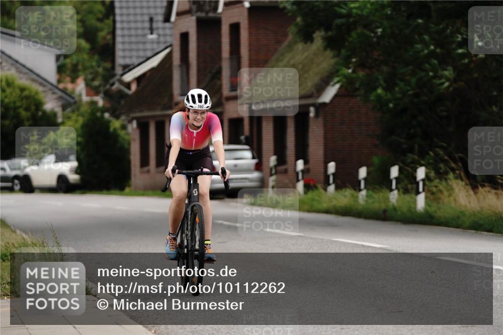 30.08.2026 - Elbe Triathlon Hamburg Michael Burmester http://msf.ph/oto/10112262 30.08.2026 14:28:03 Radfahren 160 meine-sportfotos.de