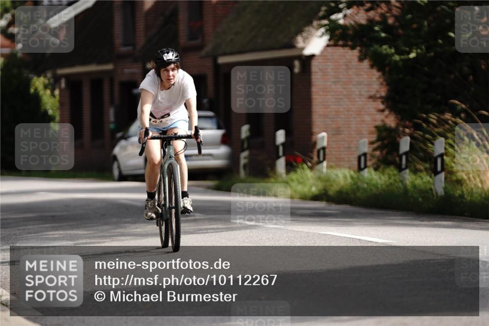 30.08.2026 - Elbe Triathlon Hamburg Michael Burmester http://msf.ph/oto/10112267 30.08.2026 14:34:43 Radfahren 143 meine-sportfotos.de
