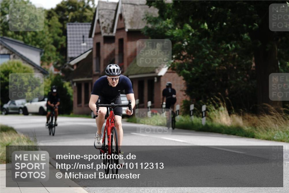 30.08.2026 - Elbe Triathlon Hamburg Michael Burmester http://msf.ph/oto/10112313 30.08.2026 14:47:31 Radfahren 165, 156, 165, 168 meine-sportfotos.de
