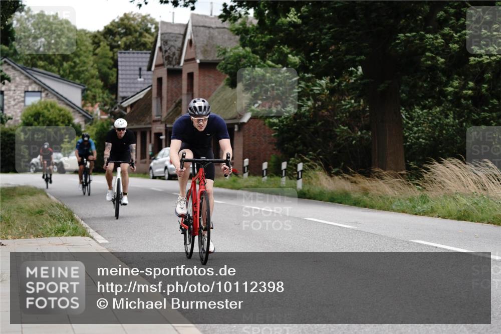 30.08.2026 - Elbe Triathlon Hamburg Michael Burmester http://msf.ph/oto/10112398 30.08.2026 14:52:41 Radfahren 145 meine-sportfotos.de