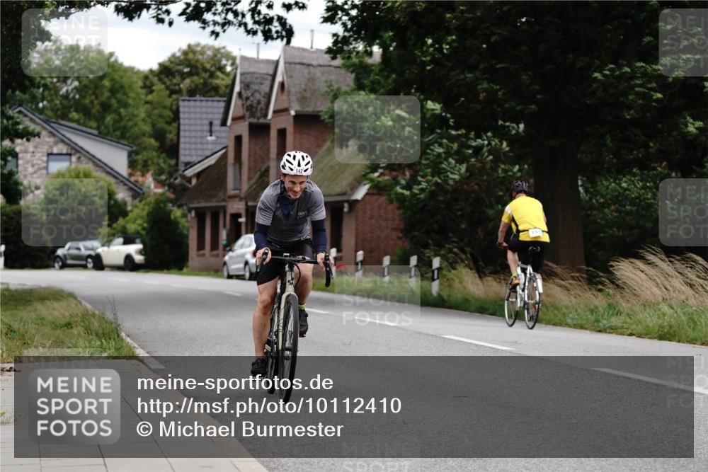 30.08.2026 - Elbe Triathlon Hamburg Michael Burmester http://msf.ph/oto/10112410 30.08.2026 14:53:05 Radfahren 142 meine-sportfotos.de