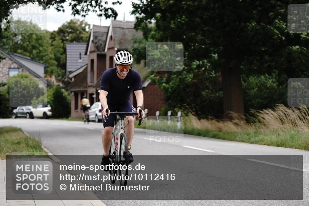 30.08.2026 - Elbe Triathlon Hamburg Michael Burmester http://msf.ph/oto/10112416 30.08.2026 14:53:44 Radfahren  meine-sportfotos.de