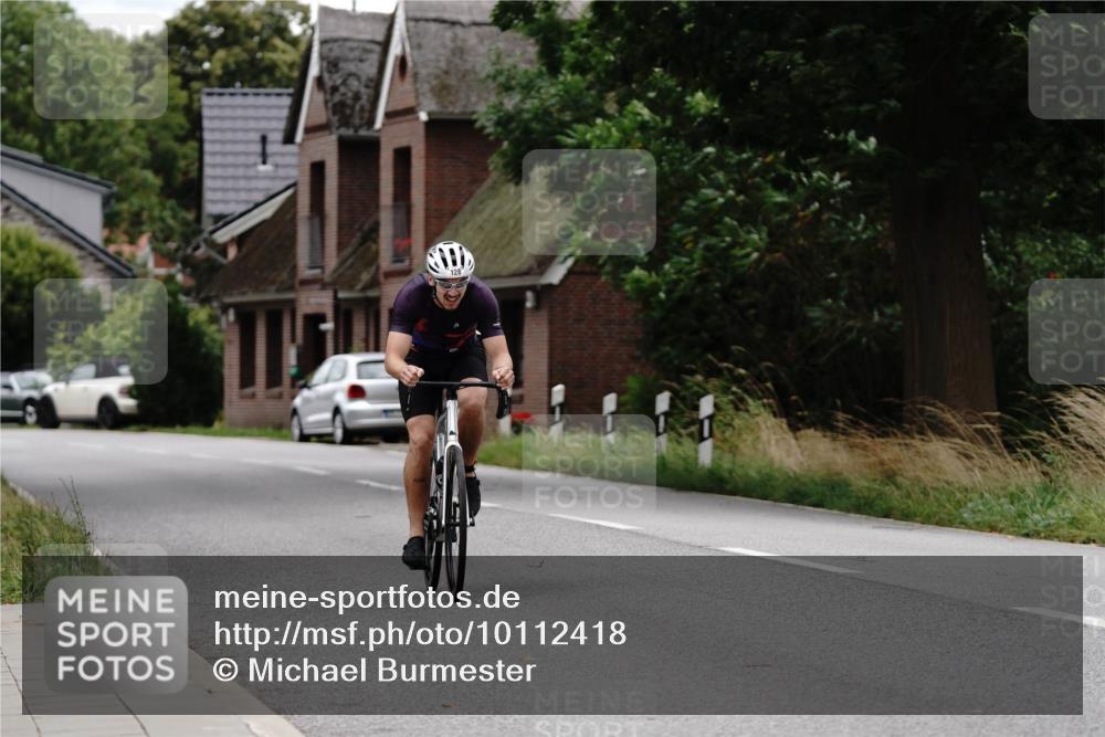 30.08.2026 - Elbe Triathlon Hamburg Michael Burmester http://msf.ph/oto/10112418 30.08.2026 14:53:51 Radfahren 128 meine-sportfotos.de