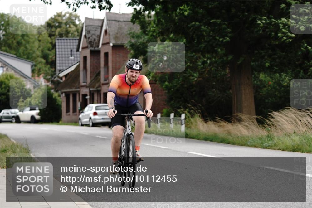 30.08.2026 - Elbe Triathlon Hamburg Michael Burmester http://msf.ph/oto/10112455 30.08.2026 14:55:16 Radfahren 150, 137, 147 meine-sportfotos.de