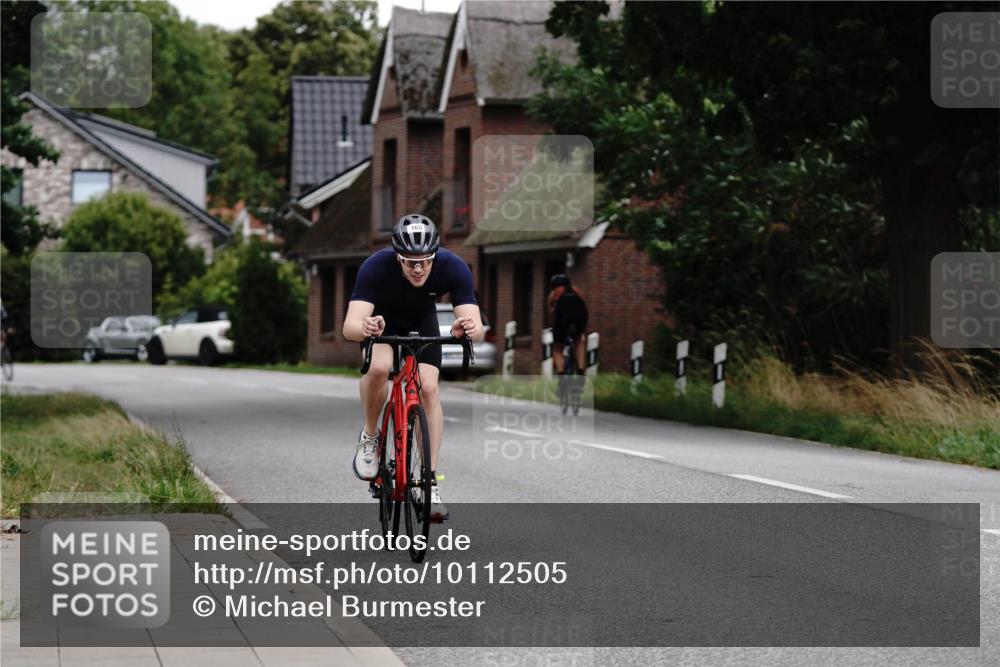 30.08.2026 - Elbe Triathlon Hamburg Michael Burmester http://msf.ph/oto/10112505 30.08.2026 14:57:55 Radfahren 165 meine-sportfotos.de