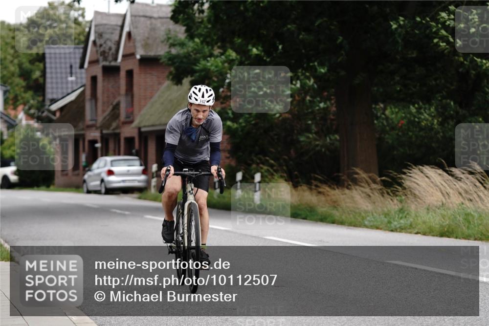 30.08.2026 - Elbe Triathlon Hamburg Michael Burmester http://msf.ph/oto/10112507 30.08.2026 14:58:03 Radfahren  meine-sportfotos.de