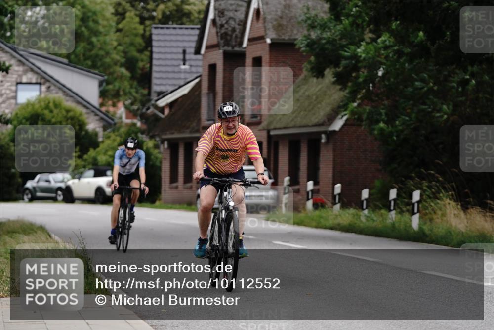30.08.2026 - Elbe Triathlon Hamburg Michael Burmester http://msf.ph/oto/10112552 30.08.2026 15:01:02 Radfahren 147 meine-sportfotos.de