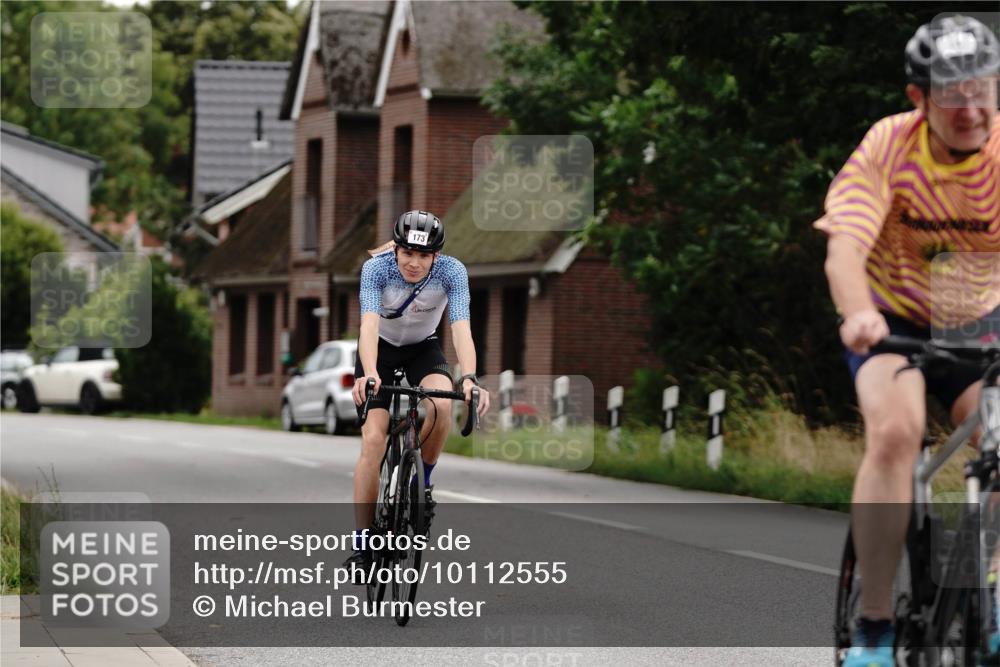 30.08.2026 - Elbe Triathlon Hamburg Michael Burmester http://msf.ph/oto/10112555 30.08.2026 15:01:04 Radfahren 173 meine-sportfotos.de