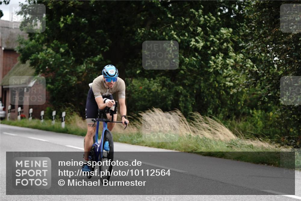 30.08.2026 - Elbe Triathlon Hamburg Michael Burmester http://msf.ph/oto/10112564 30.08.2026 15:01:30 Radfahren 133 meine-sportfotos.de