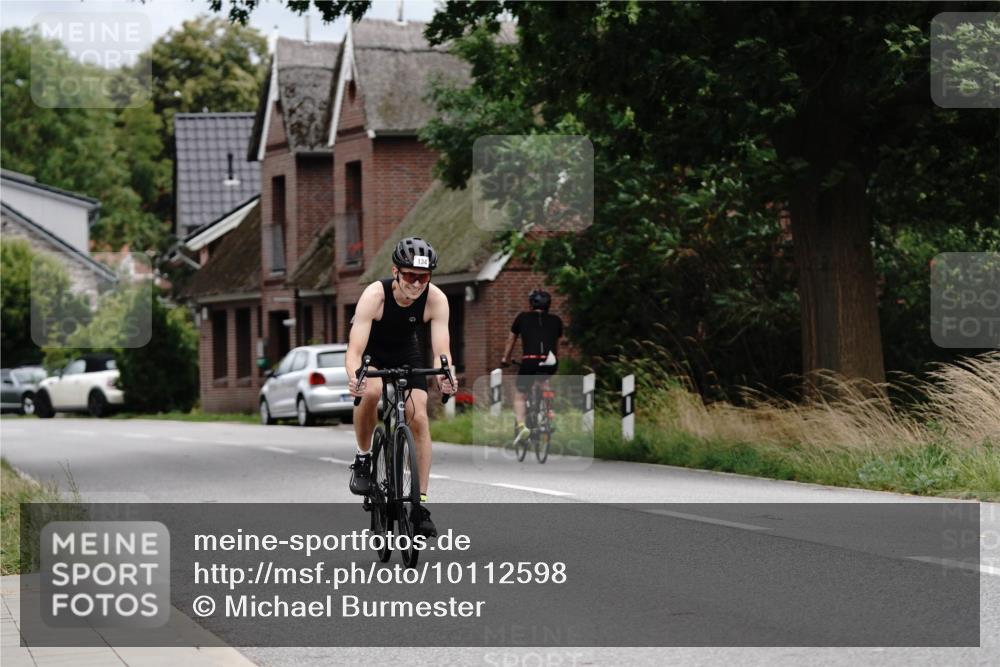 30.08.2026 - Elbe Triathlon Hamburg Michael Burmester http://msf.ph/oto/10112598 30.08.2026 15:04:53 Radfahren  meine-sportfotos.de