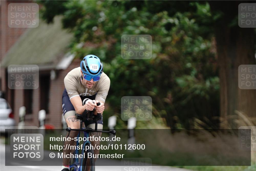 30.08.2026 - Elbe Triathlon Hamburg Michael Burmester http://msf.ph/oto/10112600 30.08.2026 15:05:14 Radfahren 133 meine-sportfotos.de