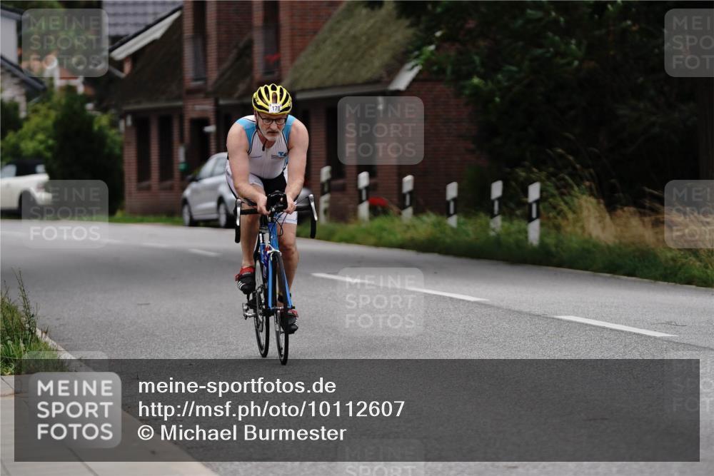 30.08.2026 - Elbe Triathlon Hamburg Michael Burmester http://msf.ph/oto/10112607 30.08.2026 15:05:37 Radfahren  meine-sportfotos.de