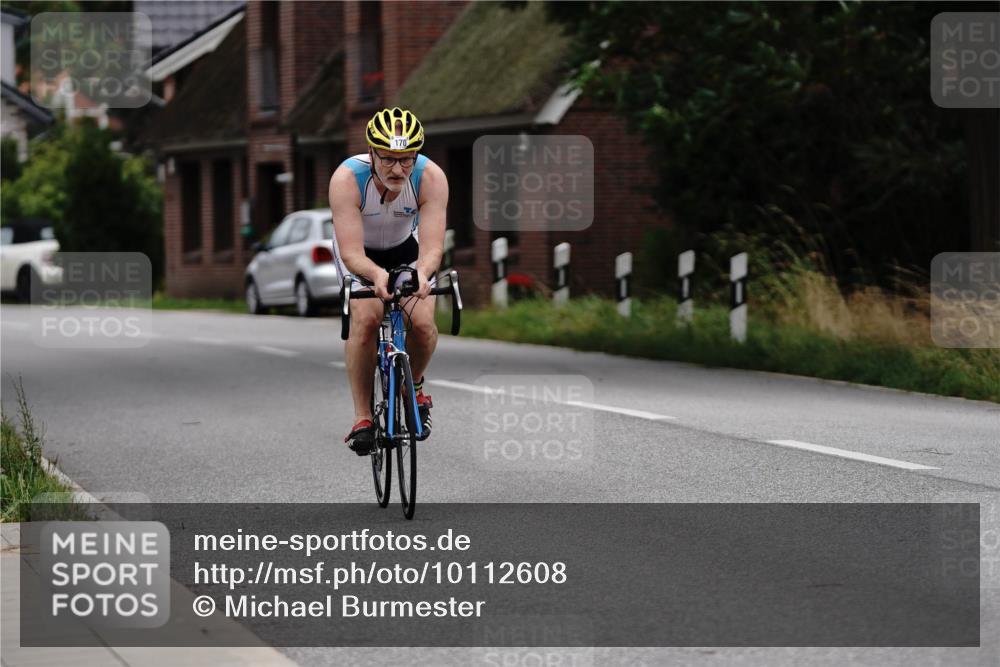 30.08.2026 - Elbe Triathlon Hamburg Michael Burmester http://msf.ph/oto/10112608 30.08.2026 15:05:37 Radfahren 170 meine-sportfotos.de
