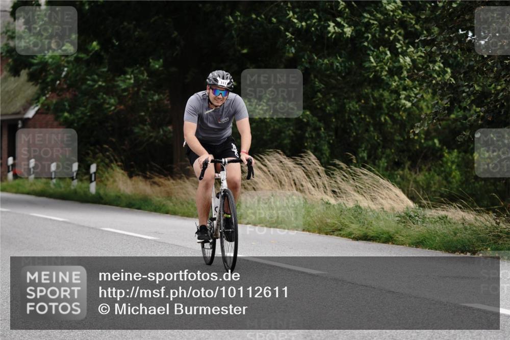 30.08.2026 - Elbe Triathlon Hamburg Michael Burmester http://msf.ph/oto/10112611 30.08.2026 15:06:02 Radfahren  meine-sportfotos.de