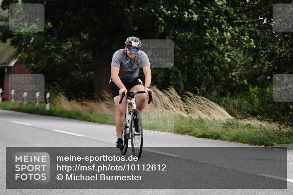30.08.2026 - Elbe Triathlon Hamburg Michael Burmester http://msf.ph/oto/10112612 30.08.2026 15:06:03 Radfahren  meine-sportfotos.de
