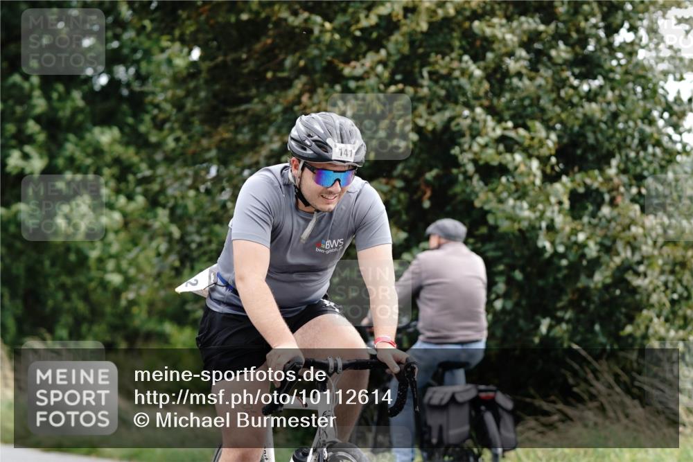 30.08.2026 - Elbe Triathlon Hamburg Michael Burmester http://msf.ph/oto/10112614 30.08.2026 15:06:03 Radfahren 141 meine-sportfotos.de