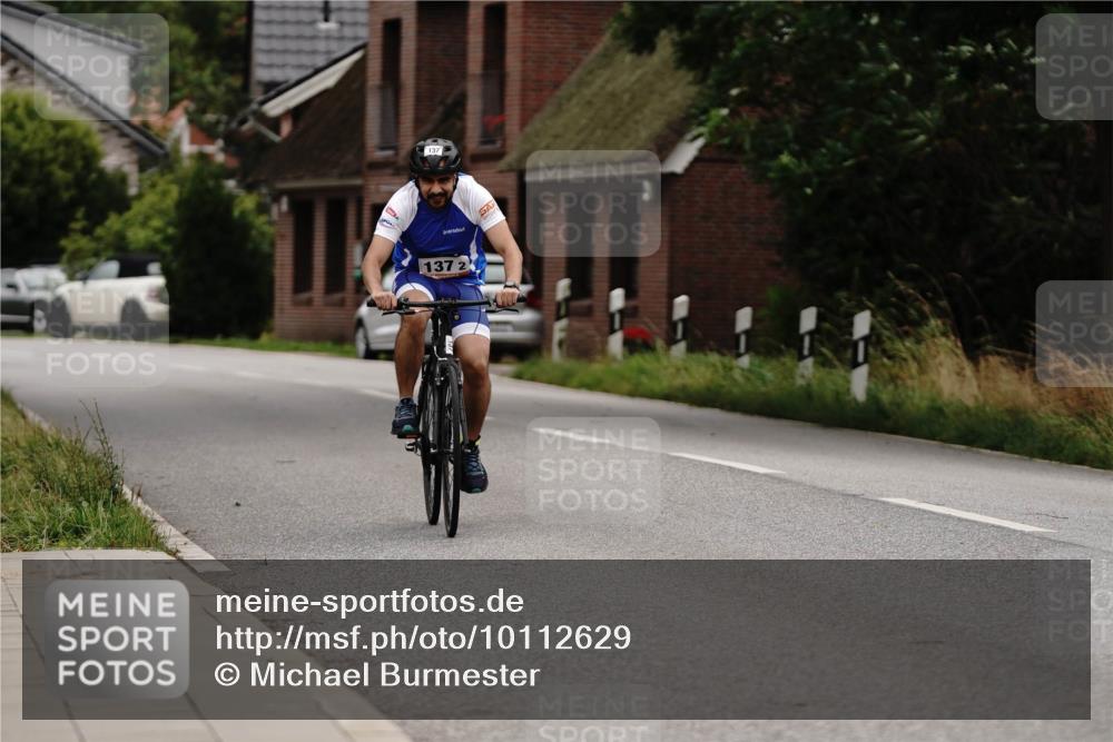 30.08.2026 - Elbe Triathlon Hamburg Michael Burmester http://msf.ph/oto/10112629 30.08.2026 15:08:13 Radfahren 137, 137, 2 meine-sportfotos.de