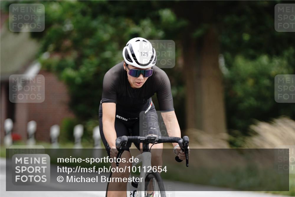 30.08.2026 - Elbe Triathlon Hamburg Michael Burmester http://msf.ph/oto/10112654 30.08.2026 15:15:03 Radfahren 129 meine-sportfotos.de