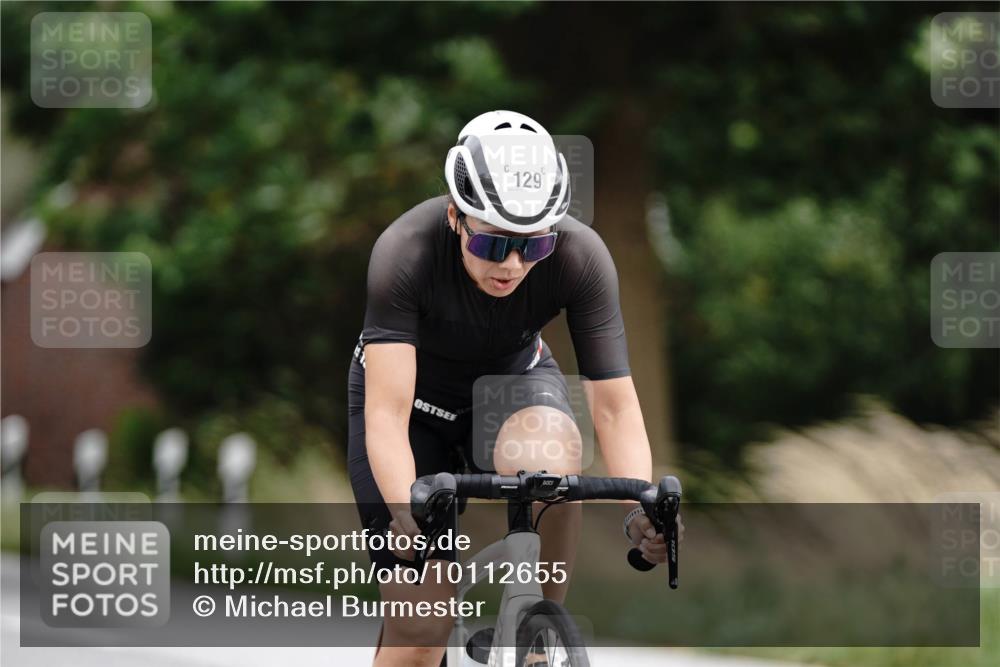 30.08.2026 - Elbe Triathlon Hamburg Michael Burmester http://msf.ph/oto/10112655 30.08.2026 15:15:03 Radfahren 129 meine-sportfotos.de