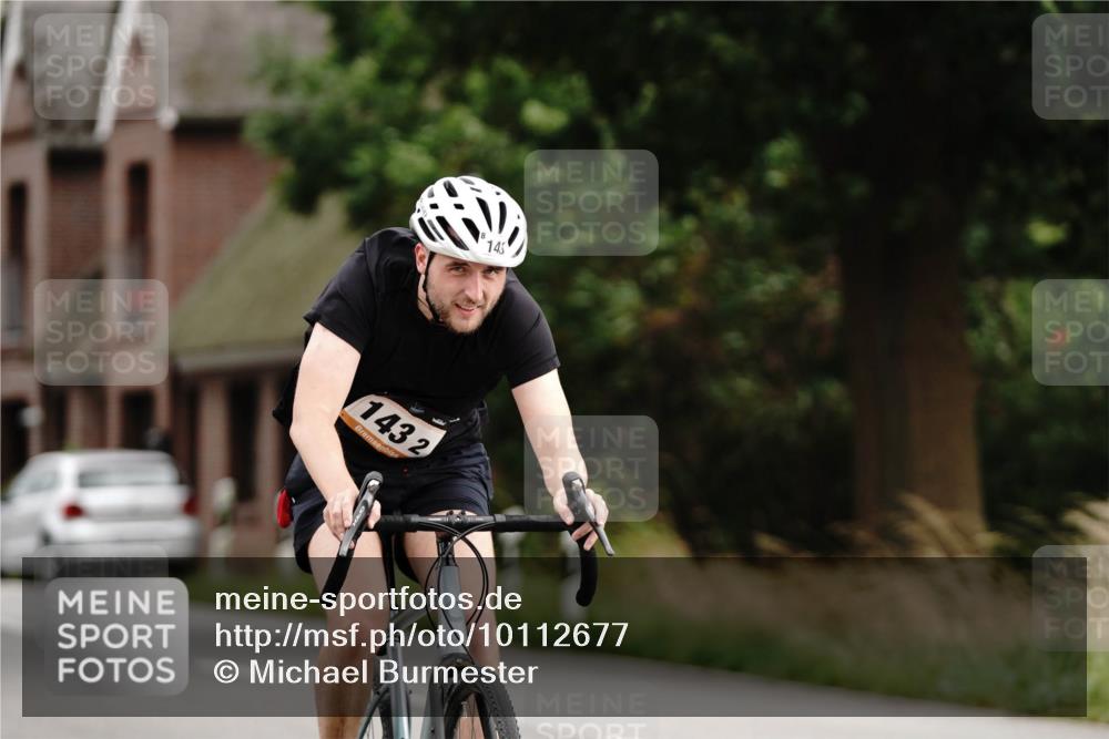 30.08.2026 - Elbe Triathlon Hamburg Michael Burmester http://msf.ph/oto/10112677 30.08.2026 15:17:53 Radfahren 143, 1432 meine-sportfotos.de