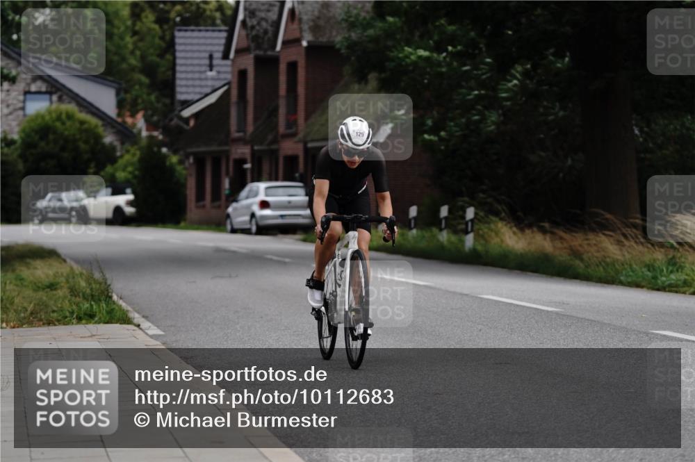 30.08.2026 - Elbe Triathlon Hamburg Michael Burmester http://msf.ph/oto/10112683 30.08.2026 15:19:36 Radfahren 129 meine-sportfotos.de