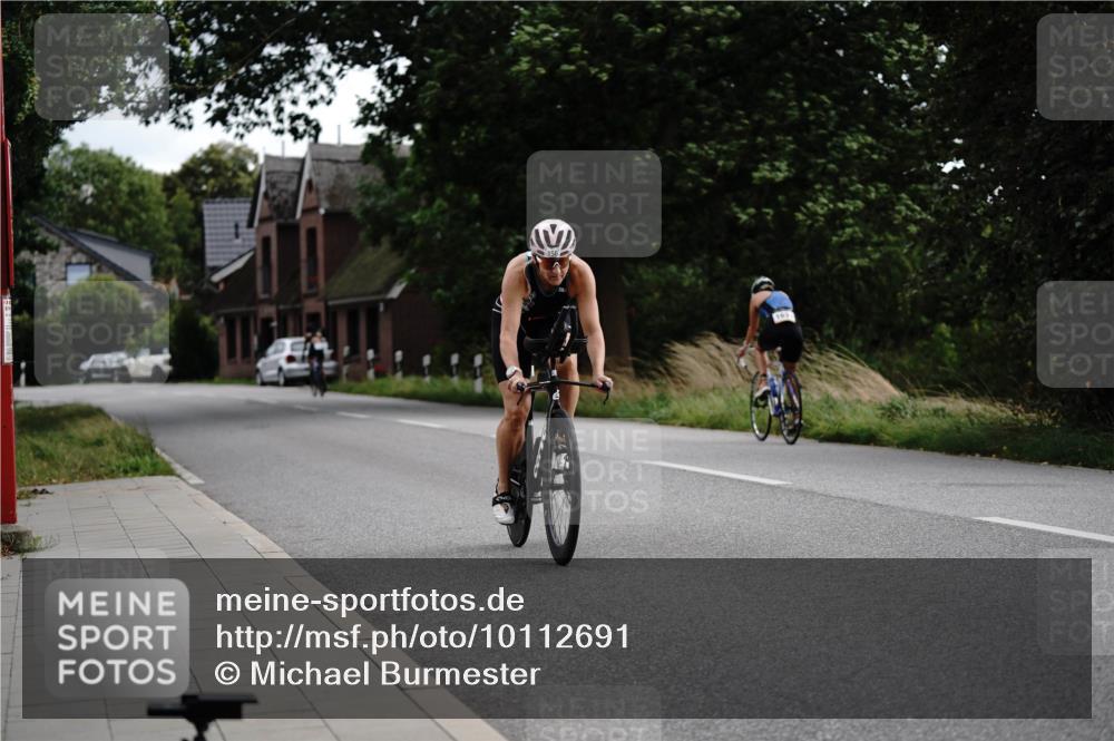 30.08.2026 - Elbe Triathlon Hamburg Michael Burmester http://msf.ph/oto/10112691 30.08.2026 15:20:37 Radfahren 156 meine-sportfotos.de
