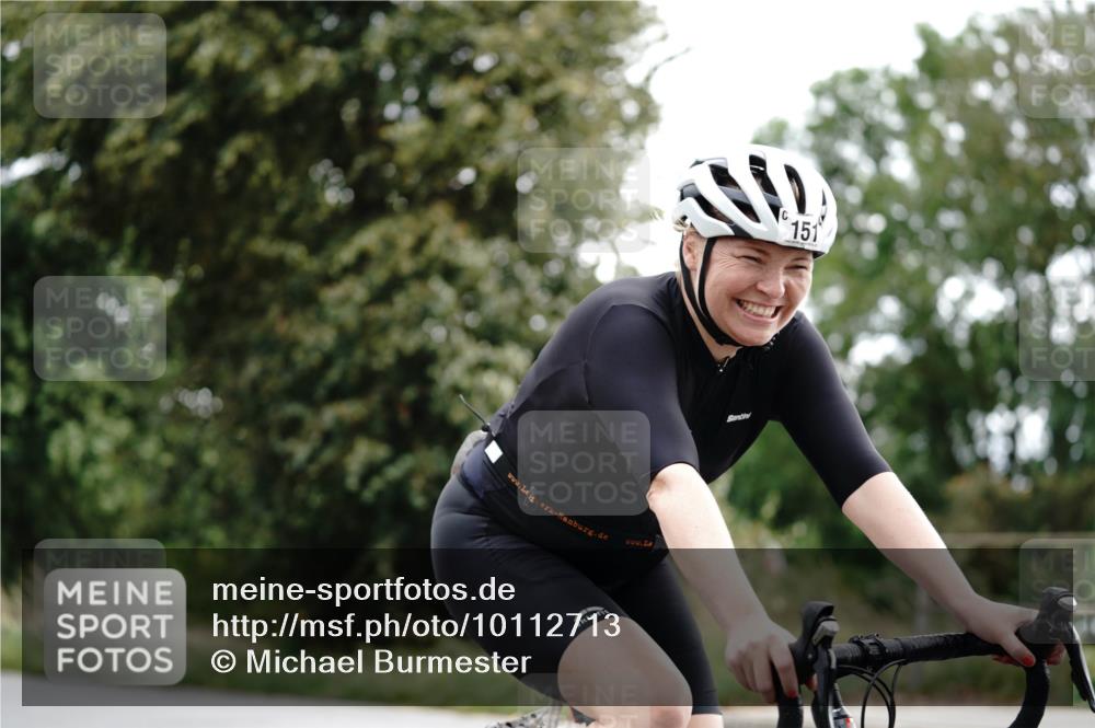 30.08.2026 - Elbe Triathlon Hamburg Michael Burmester http://msf.ph/oto/10112713 30.08.2026 15:23:19 Radfahren 151 meine-sportfotos.de
