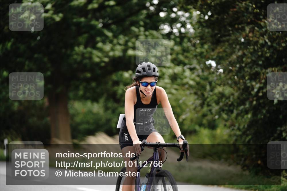 30.08.2026 - Elbe Triathlon Hamburg Michael Burmester http://msf.ph/oto/10112766 30.08.2026 15:27:33 Radfahren 7001 meine-sportfotos.de