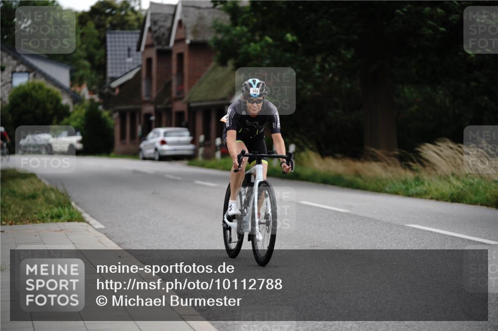 30.08.2026 - Elbe Triathlon Hamburg Michael Burmester http://msf.ph/oto/10112788 30.08.2026 15:28:38 Radfahren 148 meine-sportfotos.de