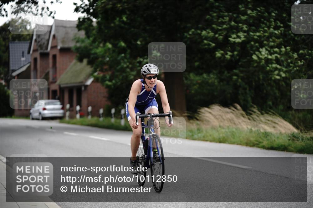 30.08.2026 - Elbe Triathlon Hamburg Michael Burmester http://msf.ph/oto/10112850 30.08.2026 15:32:01 Radfahren  meine-sportfotos.de
