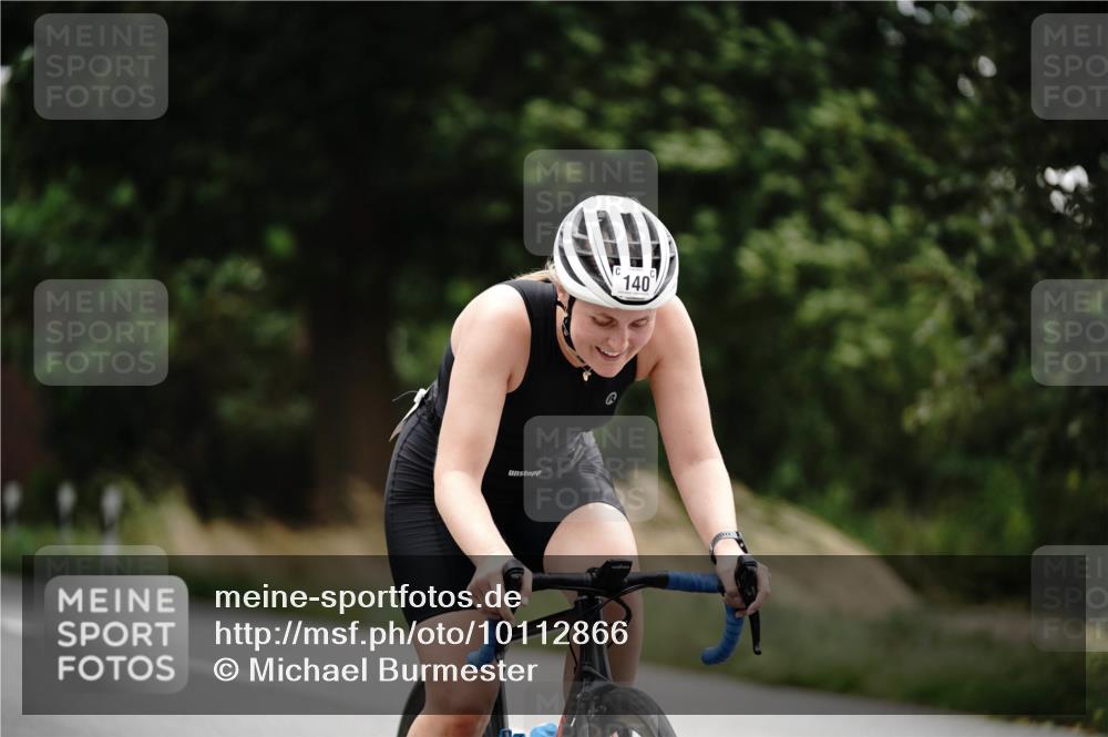30.08.2026 - Elbe Triathlon Hamburg Michael Burmester http://msf.ph/oto/10112866 30.08.2026 15:32:58 Radfahren 140 meine-sportfotos.de