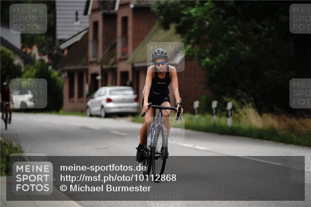 30.08.2026 - Elbe Triathlon Hamburg Michael Burmester http://msf.ph/oto/10112868 30.08.2026 15:33:03 Radfahren  meine-sportfotos.de