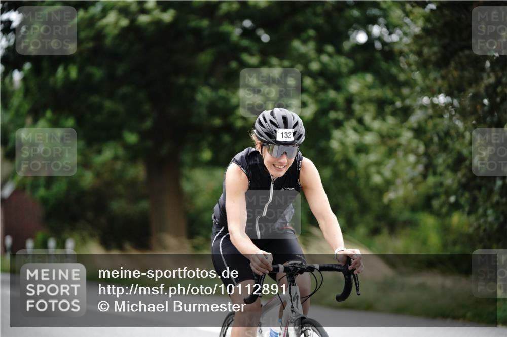 30.08.2026 - Elbe Triathlon Hamburg Michael Burmester http://msf.ph/oto/10112891 30.08.2026 15:34:02 Radfahren 132 meine-sportfotos.de