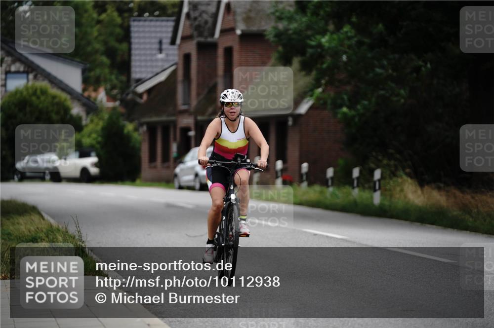 30.08.2026 - Elbe Triathlon Hamburg Michael Burmester http://msf.ph/oto/10112938 30.08.2026 15:36:26 Radfahren 178 meine-sportfotos.de