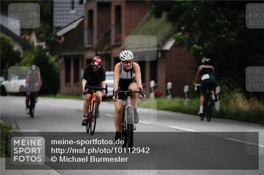 30.08.2026 - Elbe Triathlon Hamburg Michael Burmester http://msf.ph/oto/10112942 30.08.2026 15:36:46 Radfahren  meine-sportfotos.de