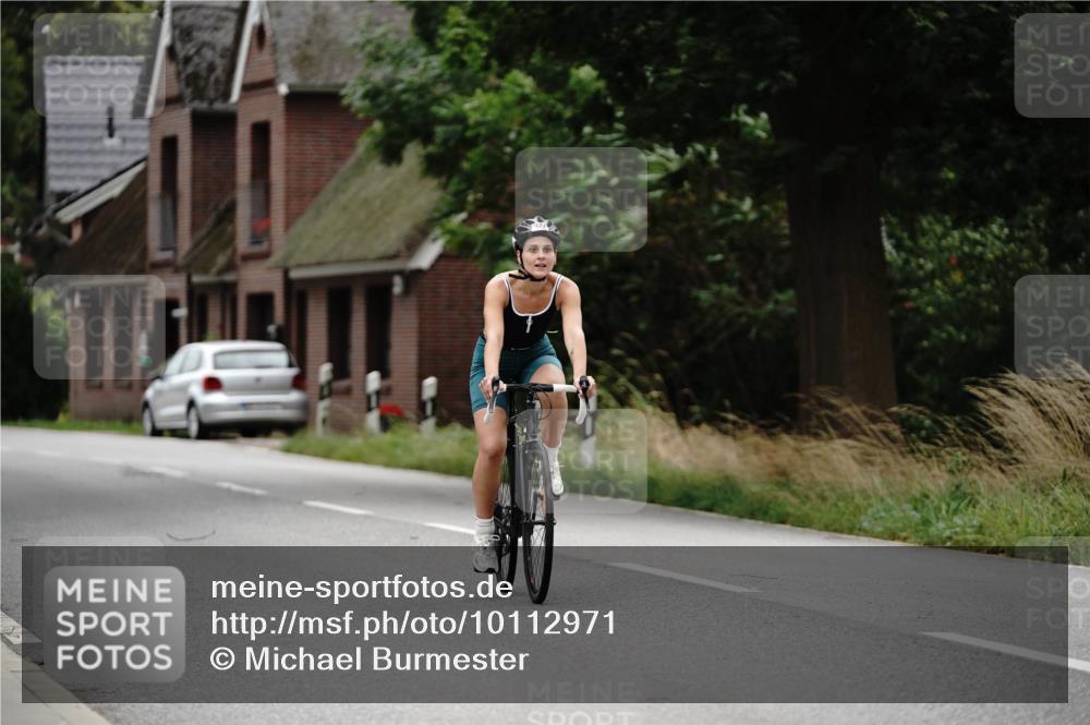 30.08.2026 - Elbe Triathlon Hamburg Michael Burmester http://msf.ph/oto/10112971 30.08.2026 15:38:32 Radfahren  meine-sportfotos.de