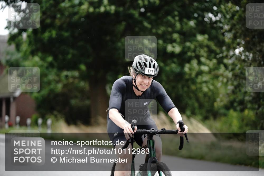 30.08.2026 - Elbe Triathlon Hamburg Michael Burmester http://msf.ph/oto/10112983 30.08.2026 15:38:57 Radfahren 171 meine-sportfotos.de
