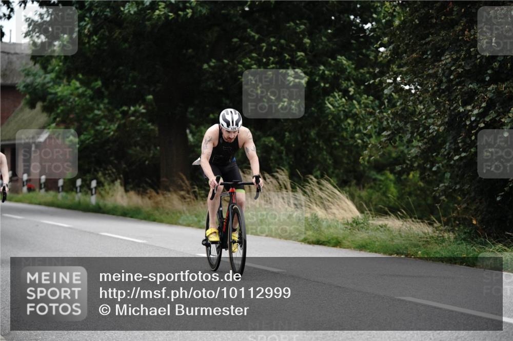 30.08.2026 - Elbe Triathlon Hamburg Michael Burmester http://msf.ph/oto/10112999 30.08.2026 15:40:49 Radfahren 129 meine-sportfotos.de
