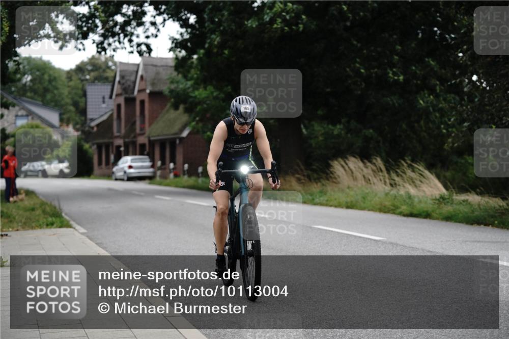 30.08.2026 - Elbe Triathlon Hamburg Michael Burmester http://msf.ph/oto/10113004 30.08.2026 15:40:54 Radfahren 165 meine-sportfotos.de