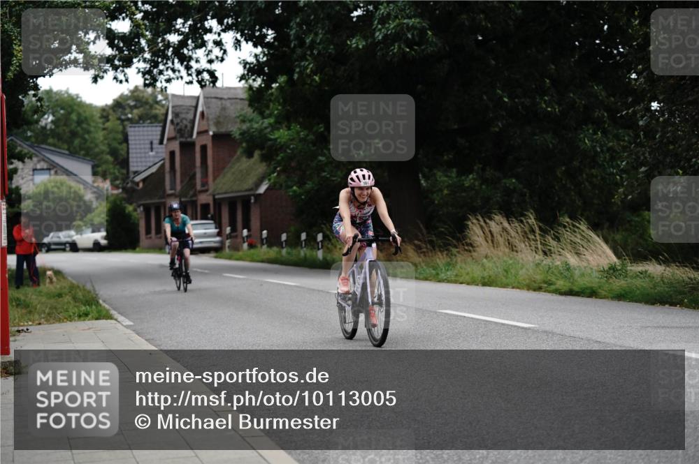 30.08.2026 - Elbe Triathlon Hamburg Michael Burmester http://msf.ph/oto/10113005 30.08.2026 15:41:06 Radfahren 161 meine-sportfotos.de